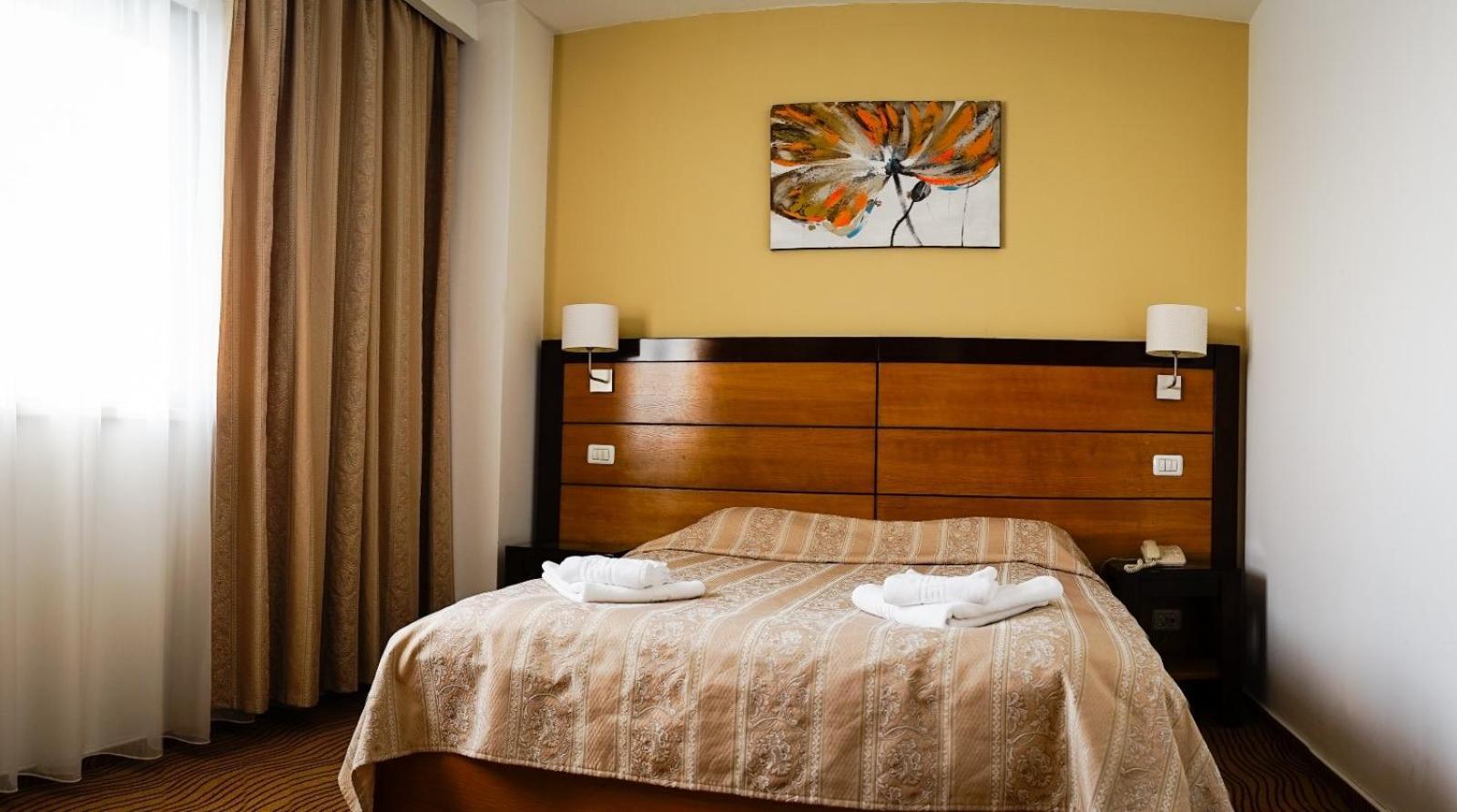 Hotel Criss 부쿠레슈티 외부 사진
