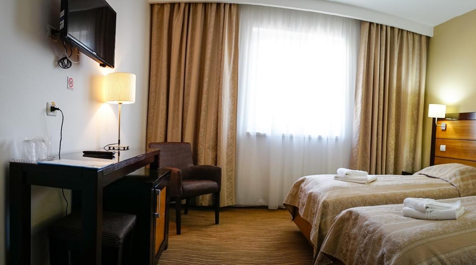 Hotel Criss 부쿠레슈티 외부 사진