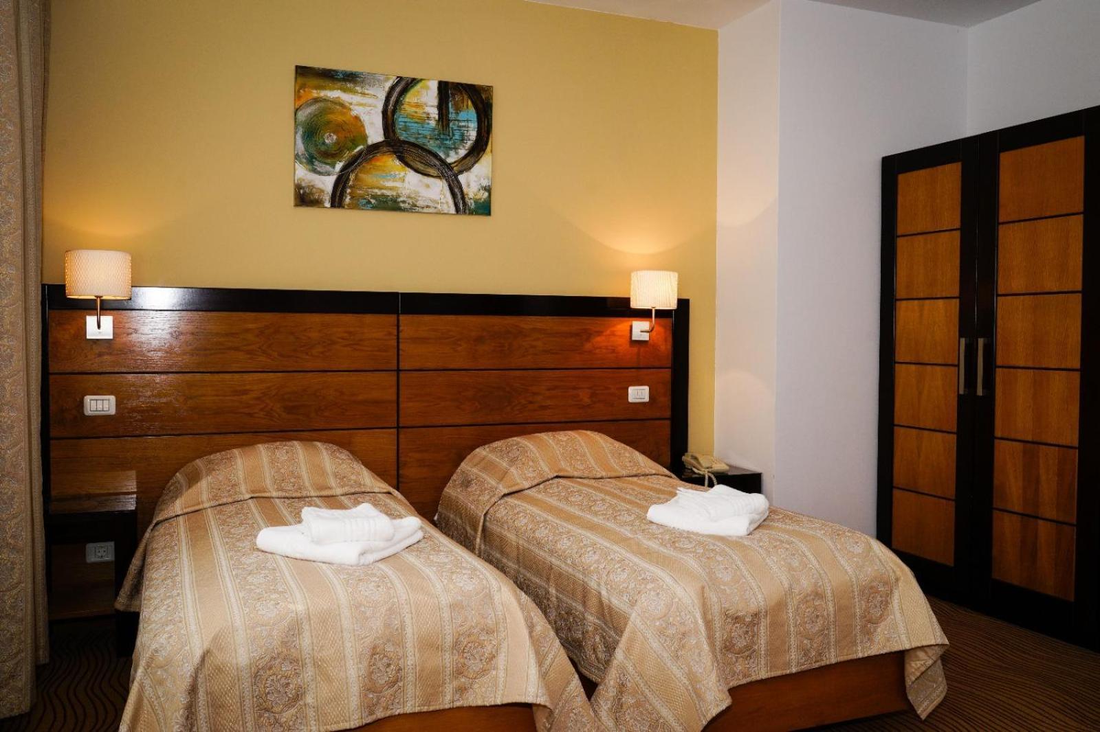 Hotel Criss 부쿠레슈티 외부 사진