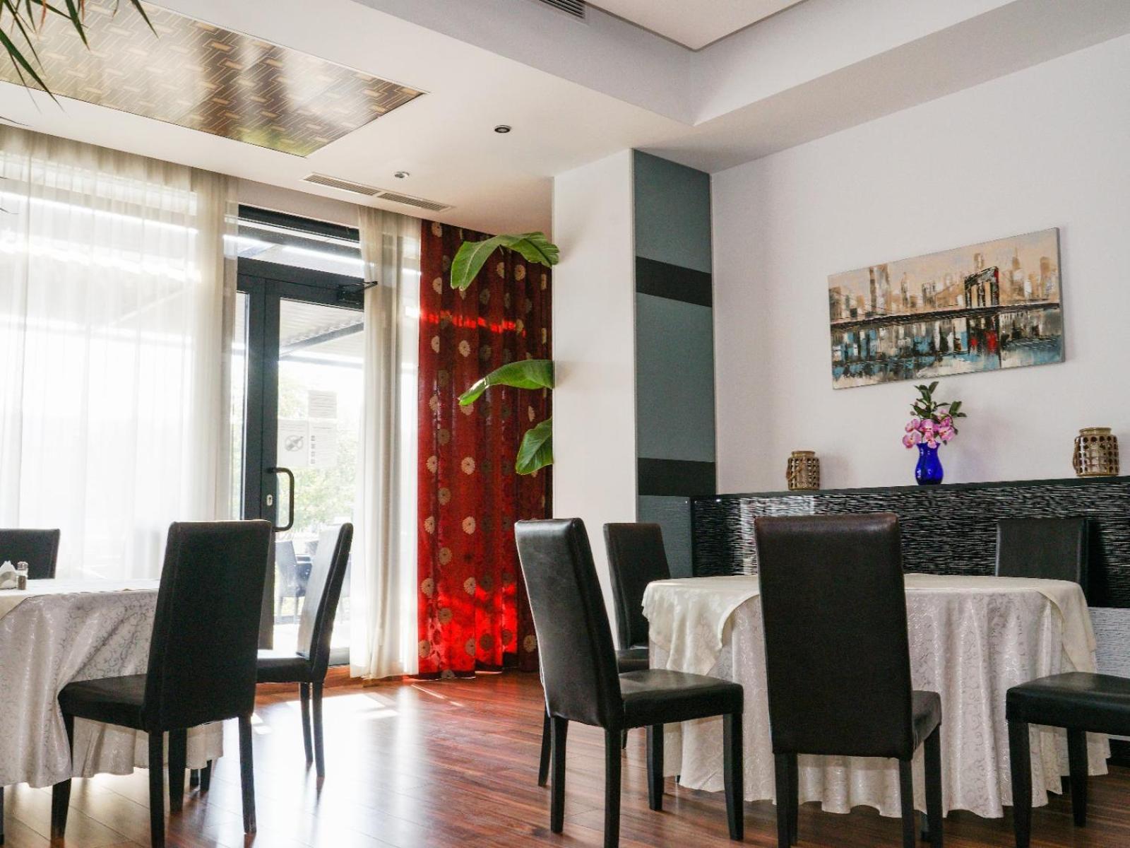 Hotel Criss 부쿠레슈티 외부 사진