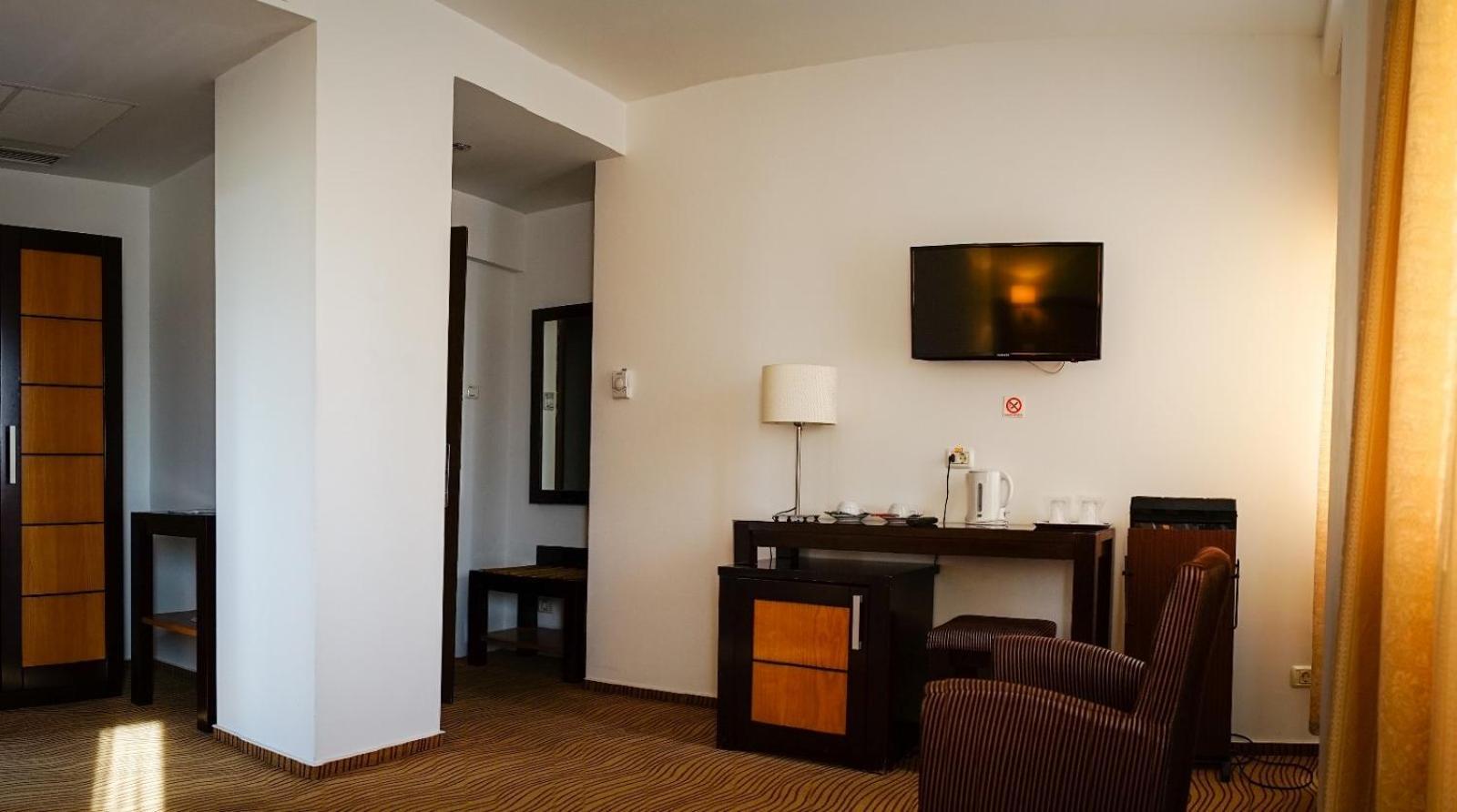 Hotel Criss 부쿠레슈티 외부 사진