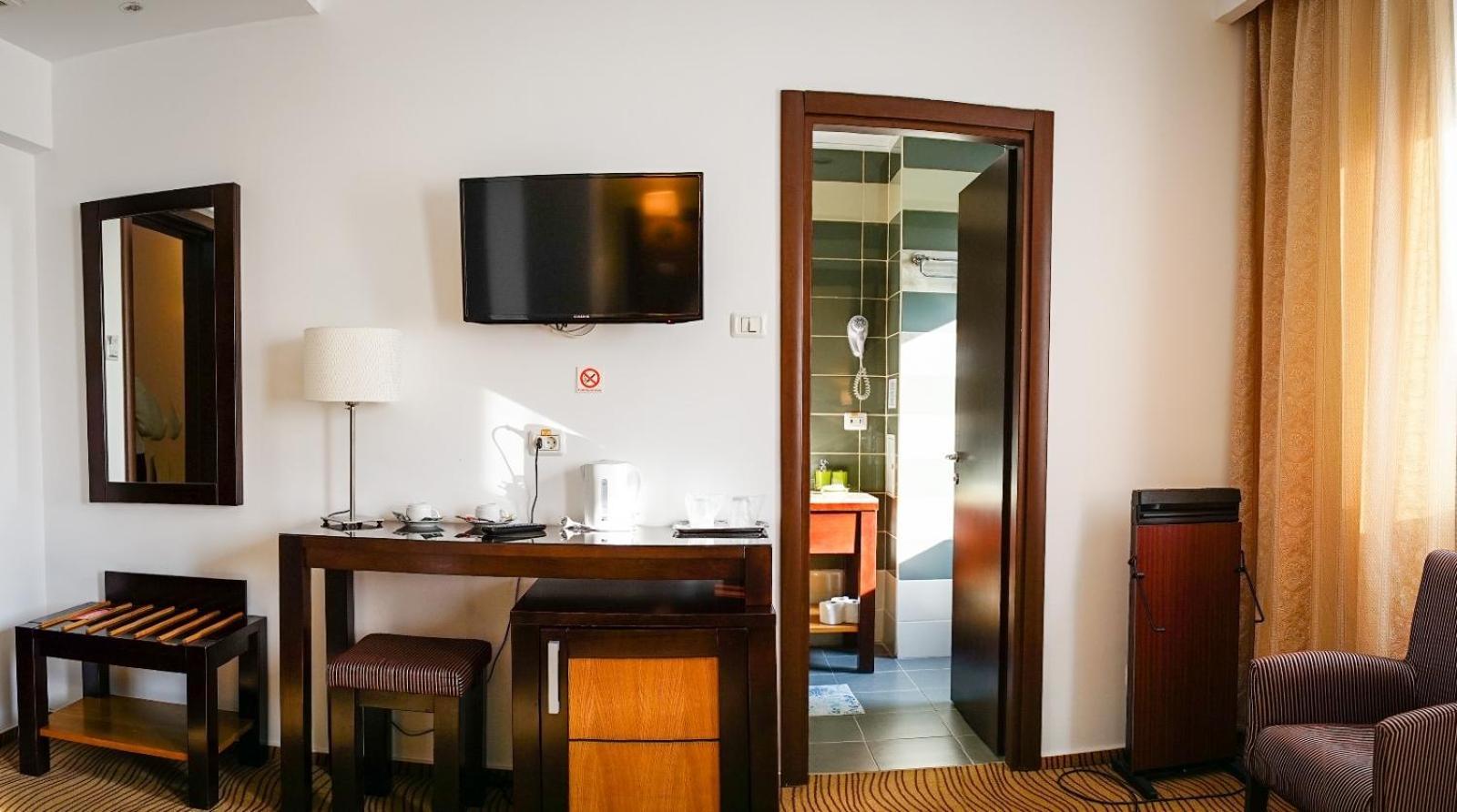 Hotel Criss 부쿠레슈티 외부 사진